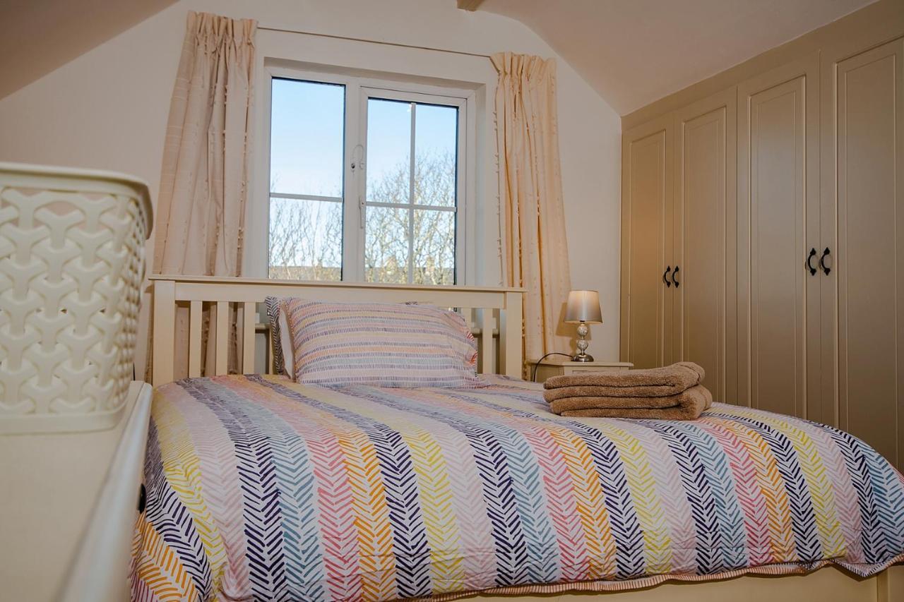 Bradog House - Beautiful 4 Bedroom House In Central בונדוראן מראה חיצוני תמונה