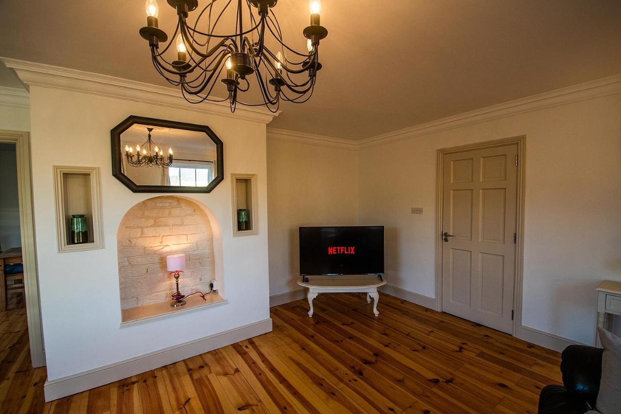 Bradog House - Beautiful 4 Bedroom House In Central בונדוראן מראה חיצוני תמונה