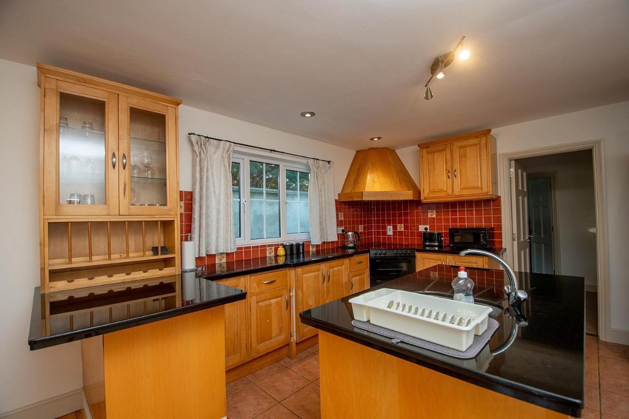 Bradog House - Beautiful 4 Bedroom House In Central בונדוראן מראה חיצוני תמונה